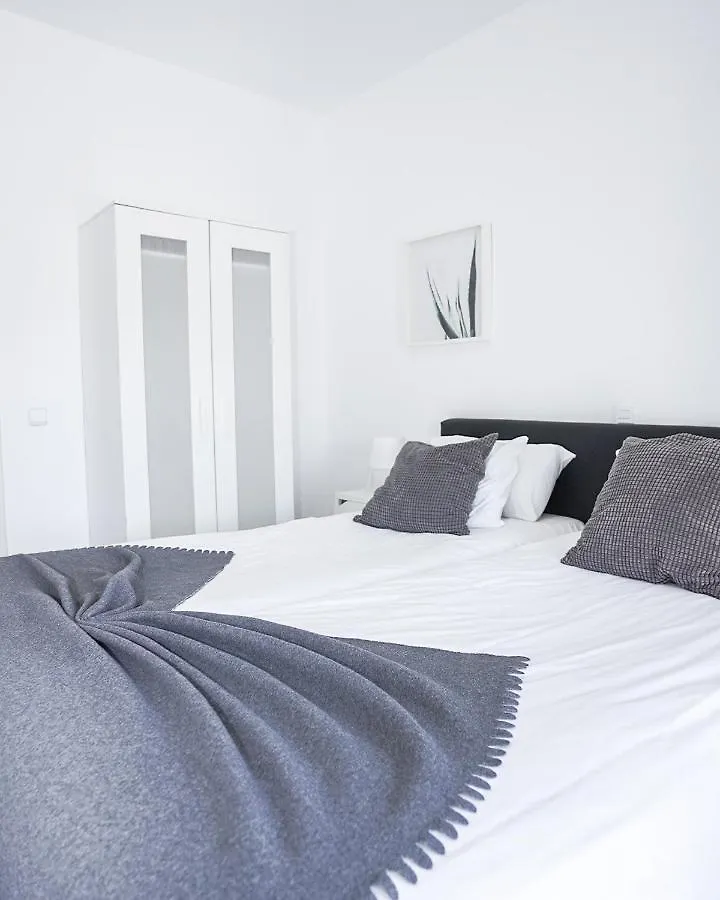 Cornisa Apartments Patalavaca