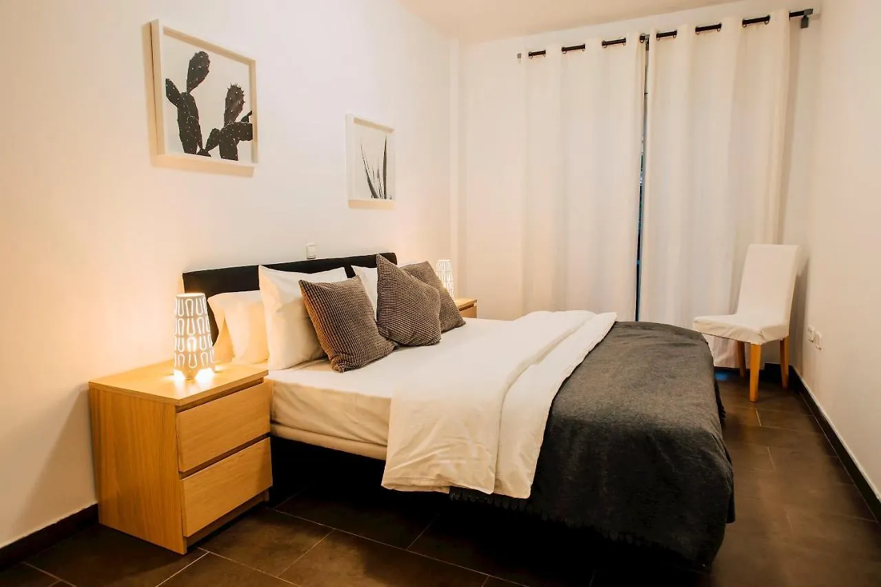 Cornisa Apartments Patalavaca