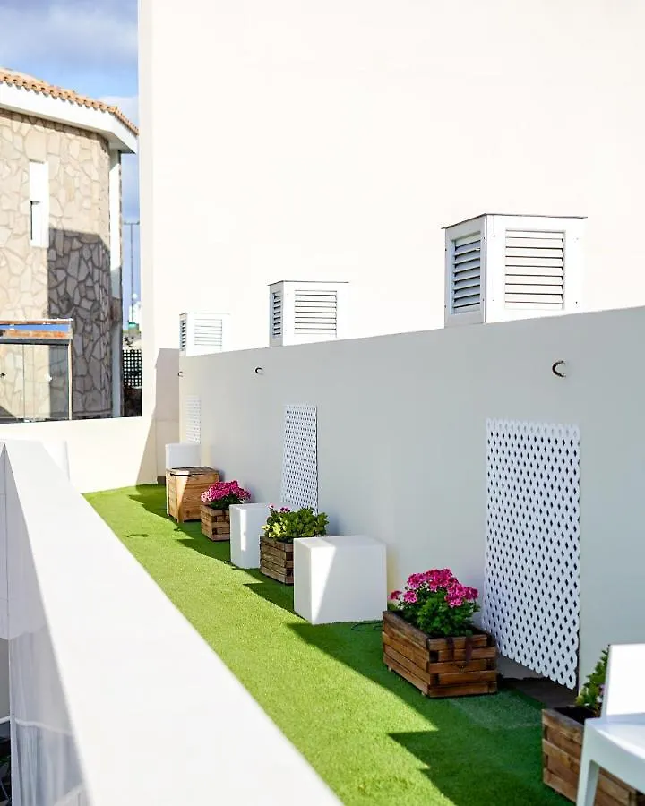 Cornisa Apartments Patalavaca