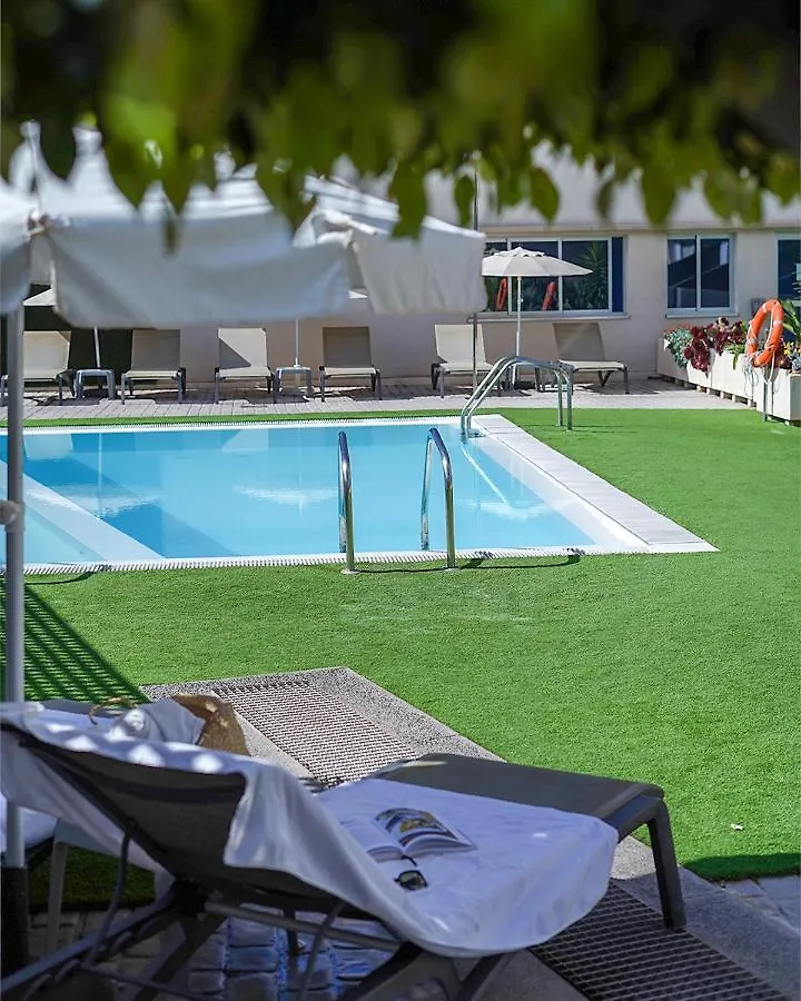 Cornisa Apartments Patalavaca