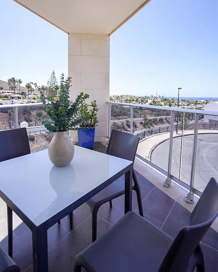 Cornisa Apartments Patalavaca 0*,