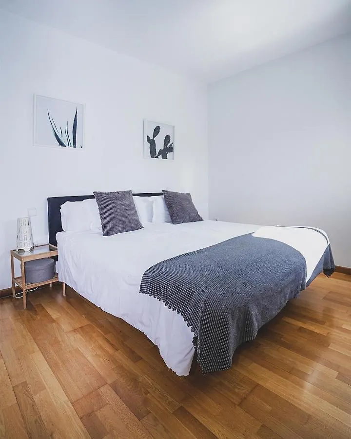 Cornisa Apartments Patalavaca