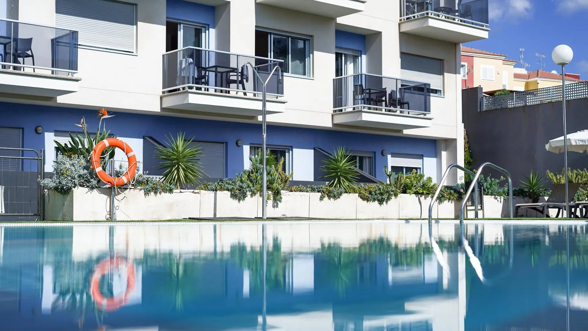 Cornisa Apartments Patalavaca