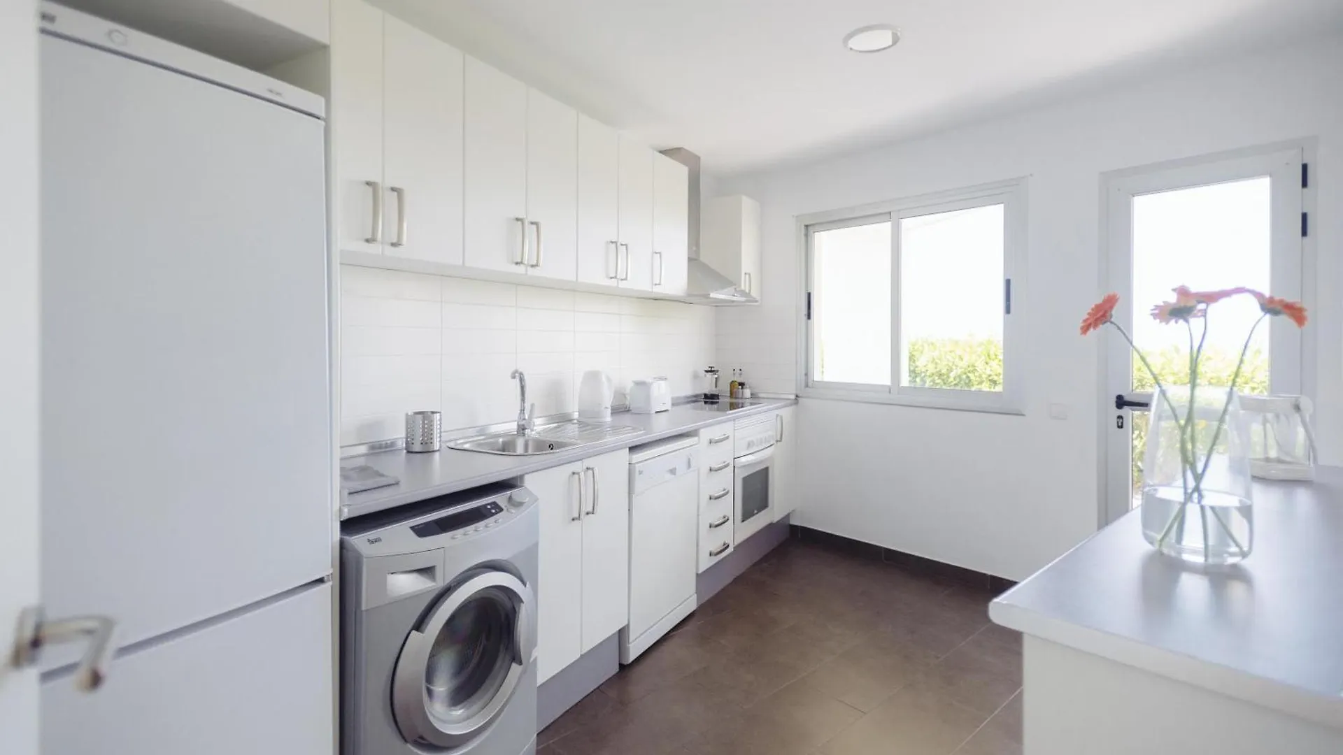 Cornisa Apartments Patalavaca