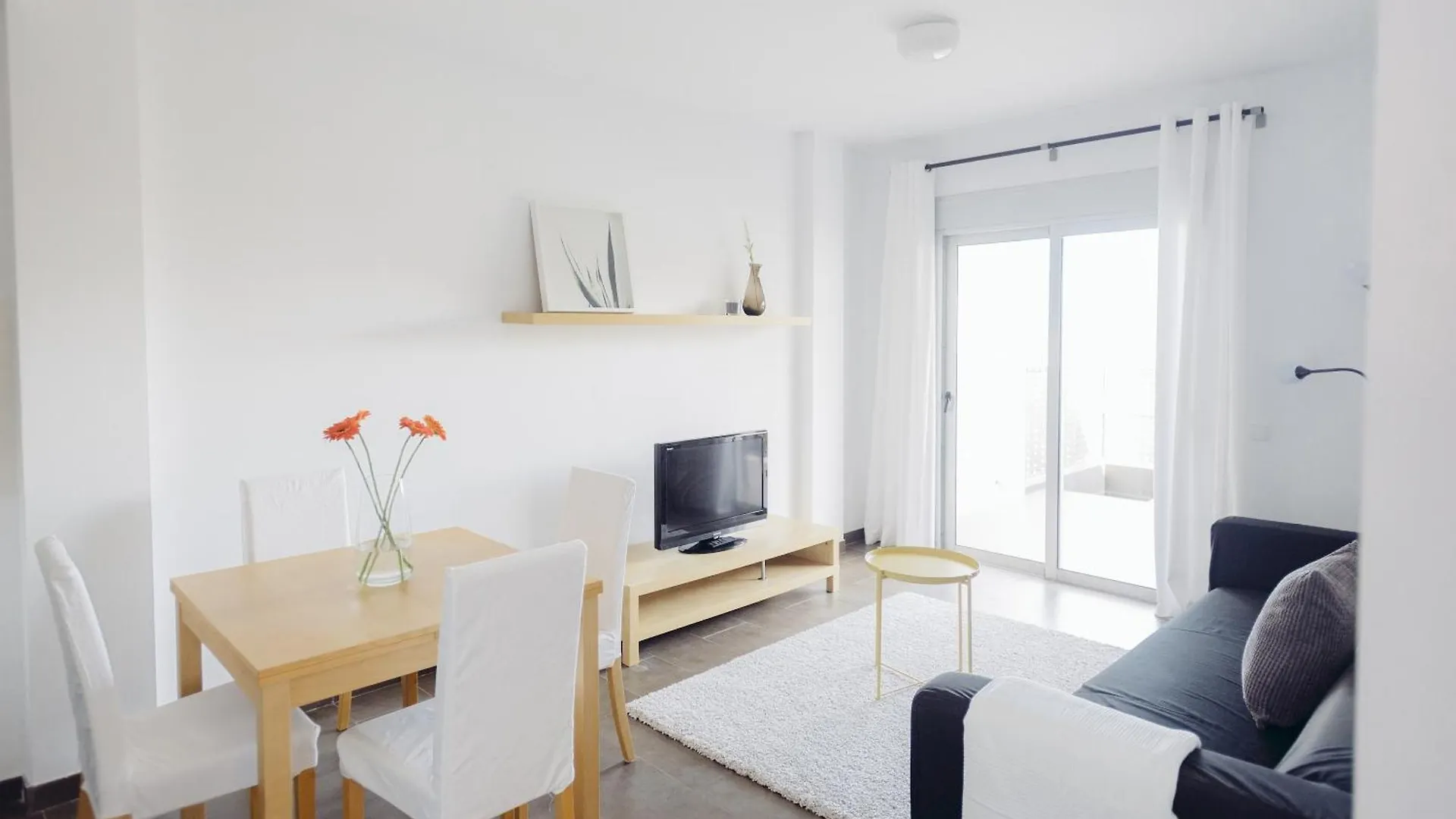 Cornisa Apartments Patalavaca