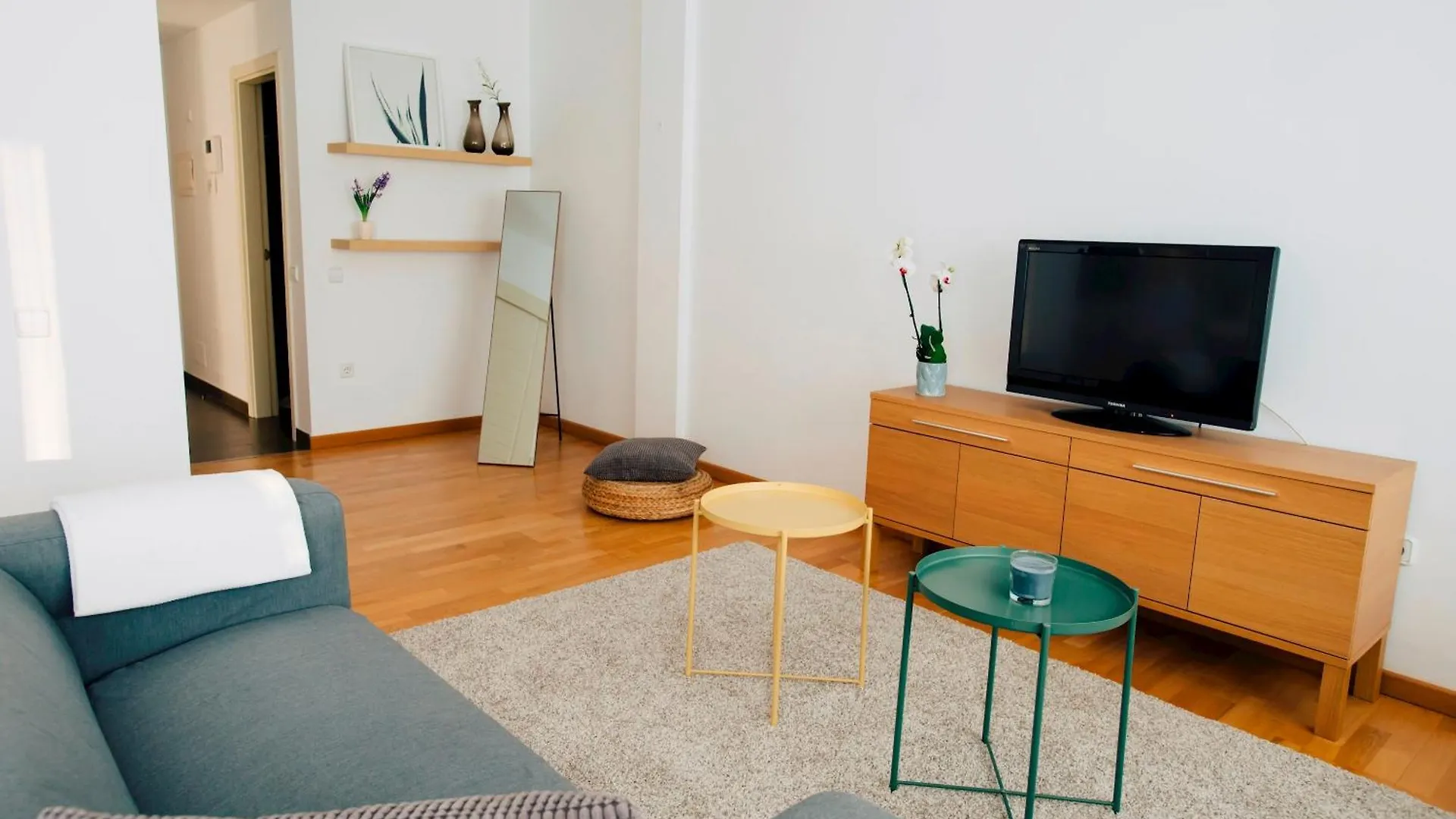 Cornisa Apartments Patalavaca